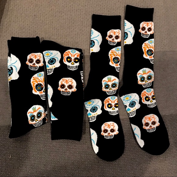Sugar Skull Dia De Los Muertos Socks Any 4 for $32 - Picture 2 of 3